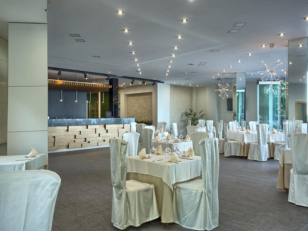 Luna Beach Hotel 골든샌드 외부 사진