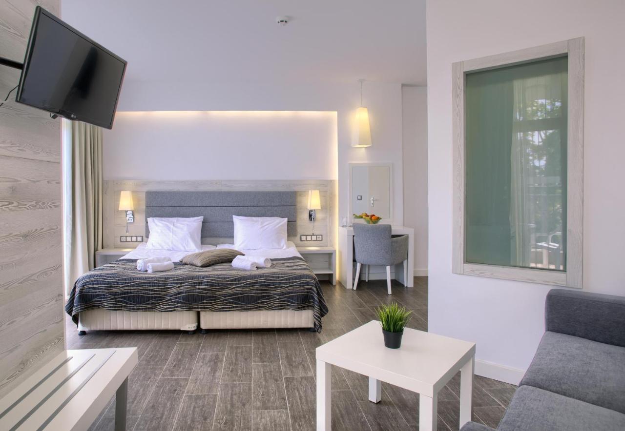 Luna Beach Hotel 골든샌드 외부 사진