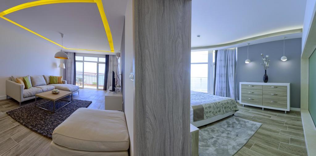 Luna Beach Hotel 골든샌드 외부 사진